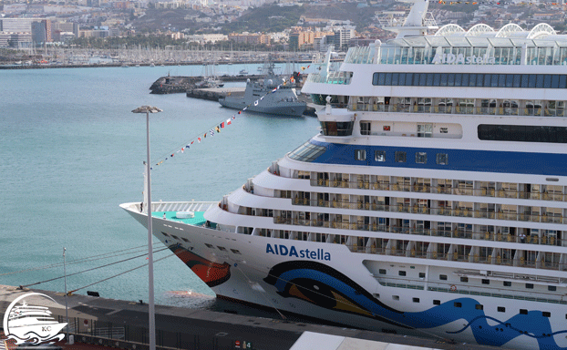 AIDAstella im Hafen von Gran Canaria AIDAstella Facebook Gruppen für die Reisen in 2021