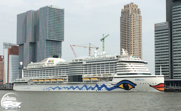 Kreuzfahrtterminal Rotterdam AIDAprima am Kreuzfahrtterminal Rotterdam
