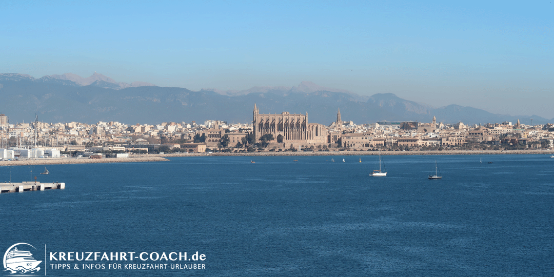 Mallorca auf eigene Faust - Die Sehenswürdigkeiten Mallorca auf eigene Faust - Mallorca Sehenswürdigkeiten - Kathedrale der Heiligen Maria