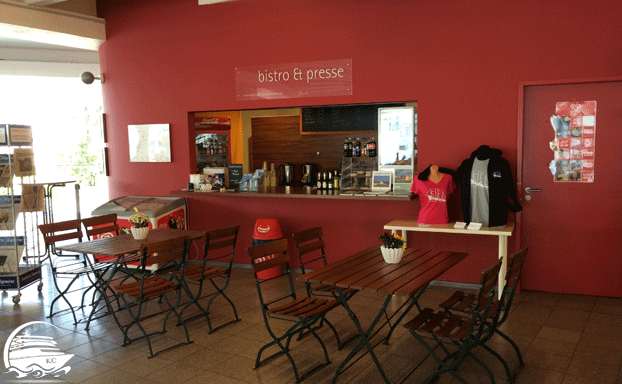 bistro-in-abfertigungshalle-622px Bistro im Wartebereich der Abfertigungshalle