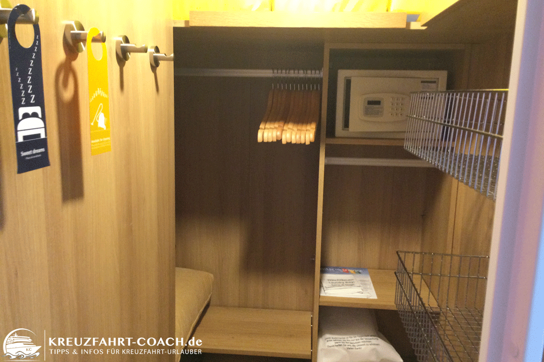 Begehbarer Kleiderschrank AIDA Kabinen Ausstattung - Begehbarer Kleiderschrank