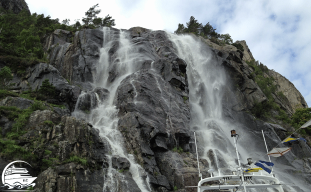 Bootsfahrt auf dem Lyseford - Wasserfall Stavanger auf eigene Faust - Bootsfahrt auf dem Lyseford - Wasserfall