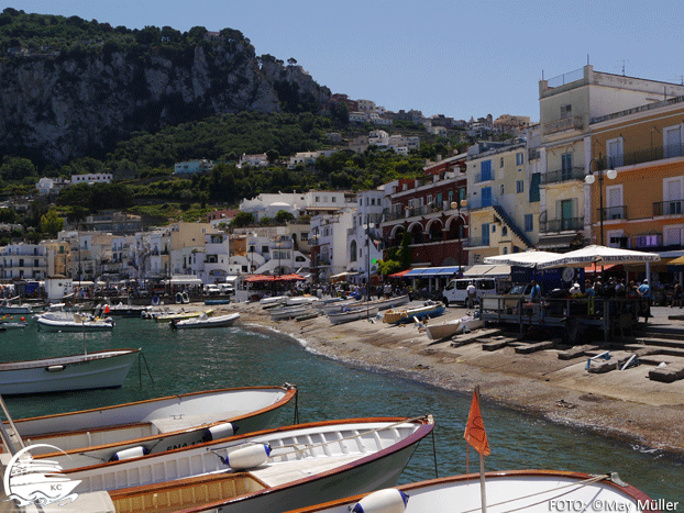 Fährhafen von Capri Neapel auf eigene Faust - Fährhafen von Capri