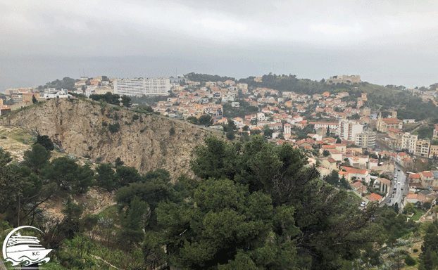 usblick von der Basilika Notre Dame de la Garde Marseille auf eigene Faust - Ausblick von der Basilika Notre Dame de la Garde