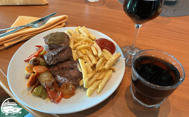 Beispiel Buffet-Essen AIDAcosma Restaurants Erfahrungen - Beispiel Buffet-Essen