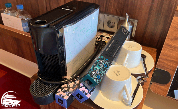 Kaffemaschine auf der Kabine AIDA Kabinen Ausstattung - Kaffemaschine auf der Kabine