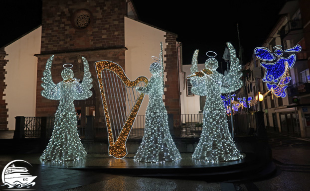 Weihnachtsengel in Funchal Madeira Sehenswürdigkeiten - Weihnachtsmarkt Funchal - Weihnachtsengel
