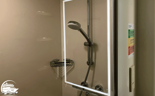 AIDA Einzelkabine 9170 AIDAnova - Bad - Spiegel AIDA Einzelkabine - Bad - Spiegel